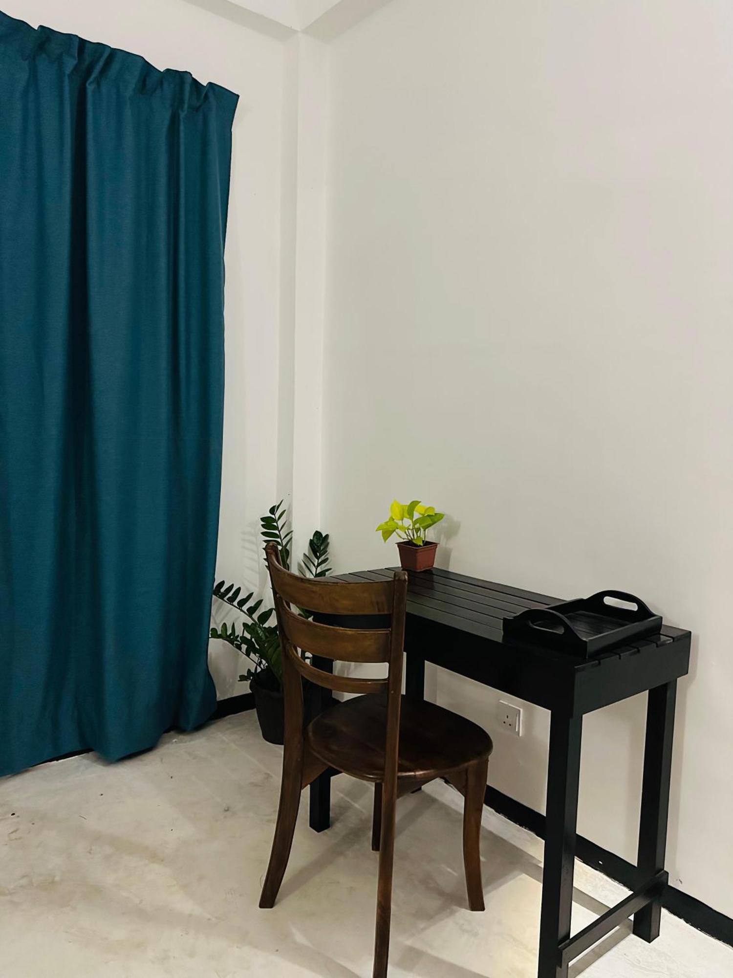 La Fiesta Bed & Breakfast Weligama Ngoại thất bức ảnh