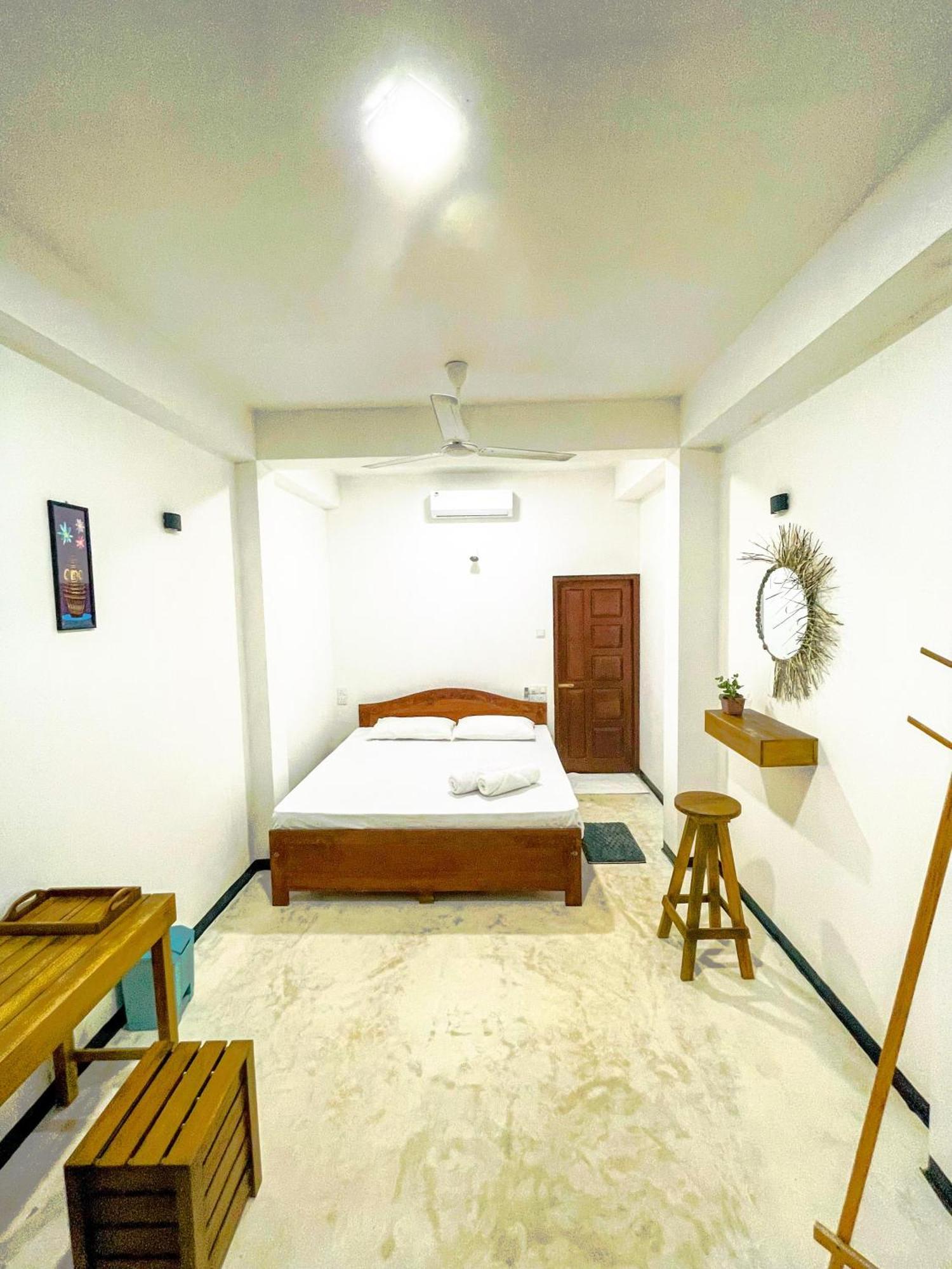 La Fiesta Bed & Breakfast Weligama Phòng bức ảnh