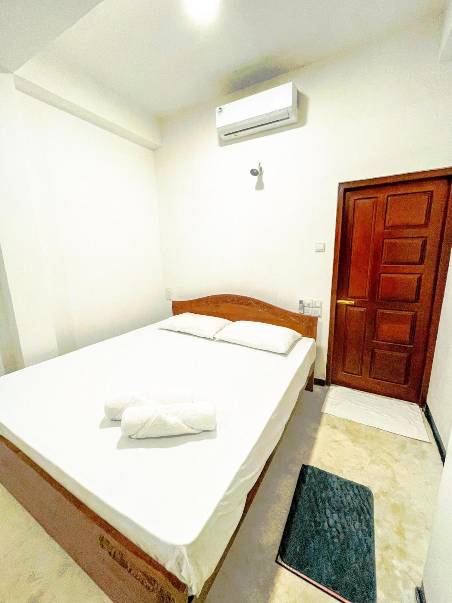 La Fiesta Bed & Breakfast Weligama Phòng bức ảnh