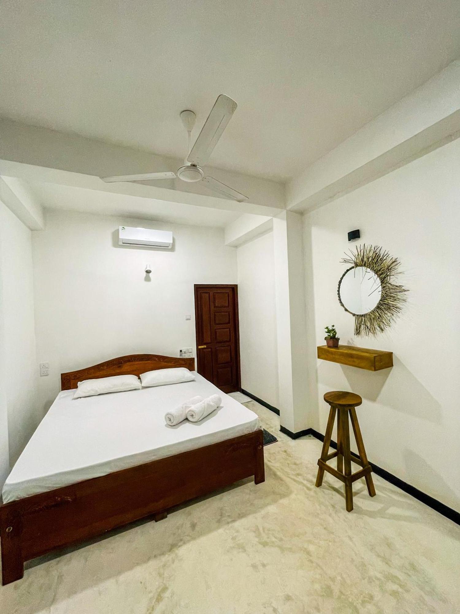 La Fiesta Bed & Breakfast Weligama Phòng bức ảnh