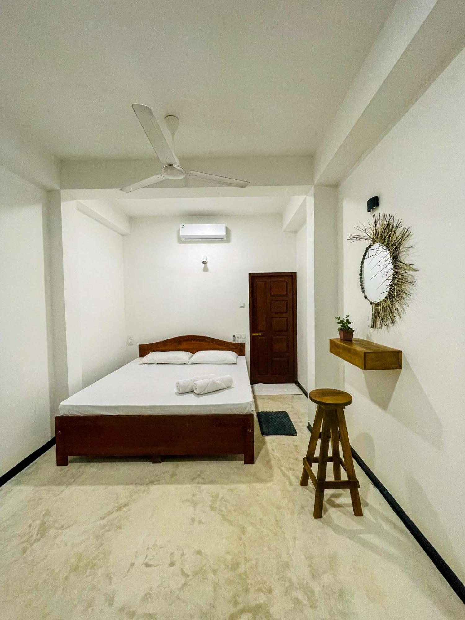 La Fiesta Bed & Breakfast Weligama Phòng bức ảnh